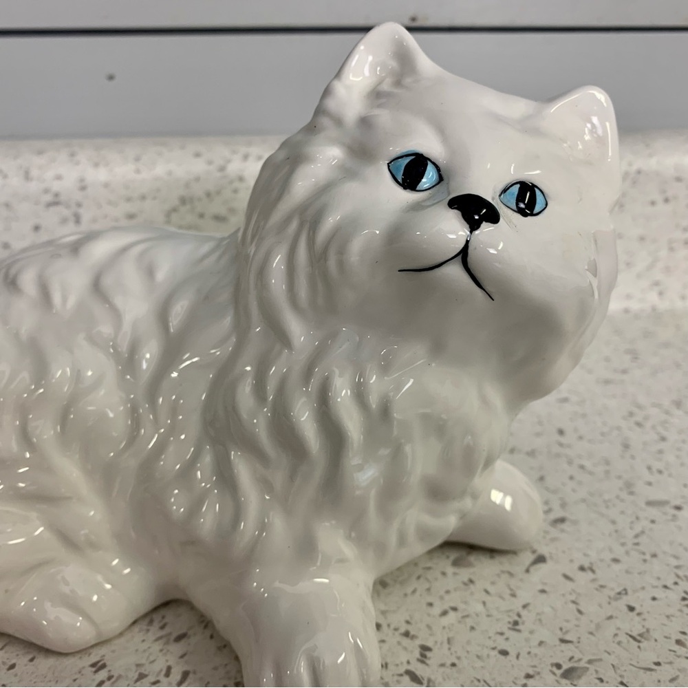 Noel Gifts White Cat Ceramic Decor - Picture 3 of 6
